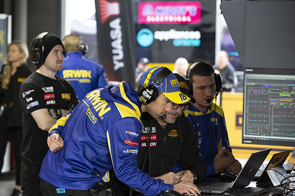 Supercars – Team 18 Racing chooses custom comms solution from D2N
